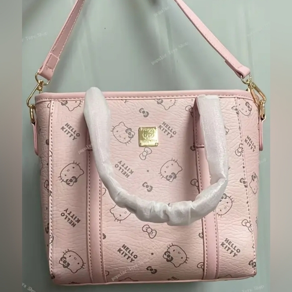 NWT Hello Kitty Barbiecore Butterly Pink Shoulder Bag - Picture 1 of 5